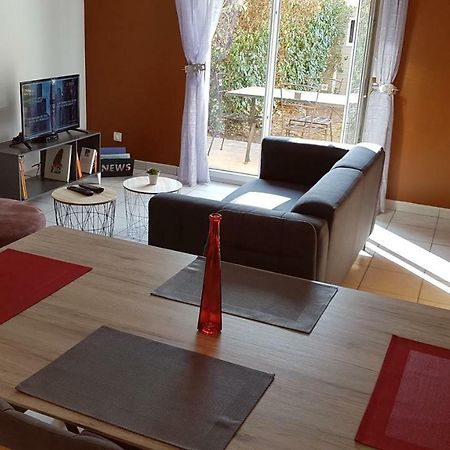Appartement T3 A Belley Au Calme Avec Jardin Privatif Exteriör bild